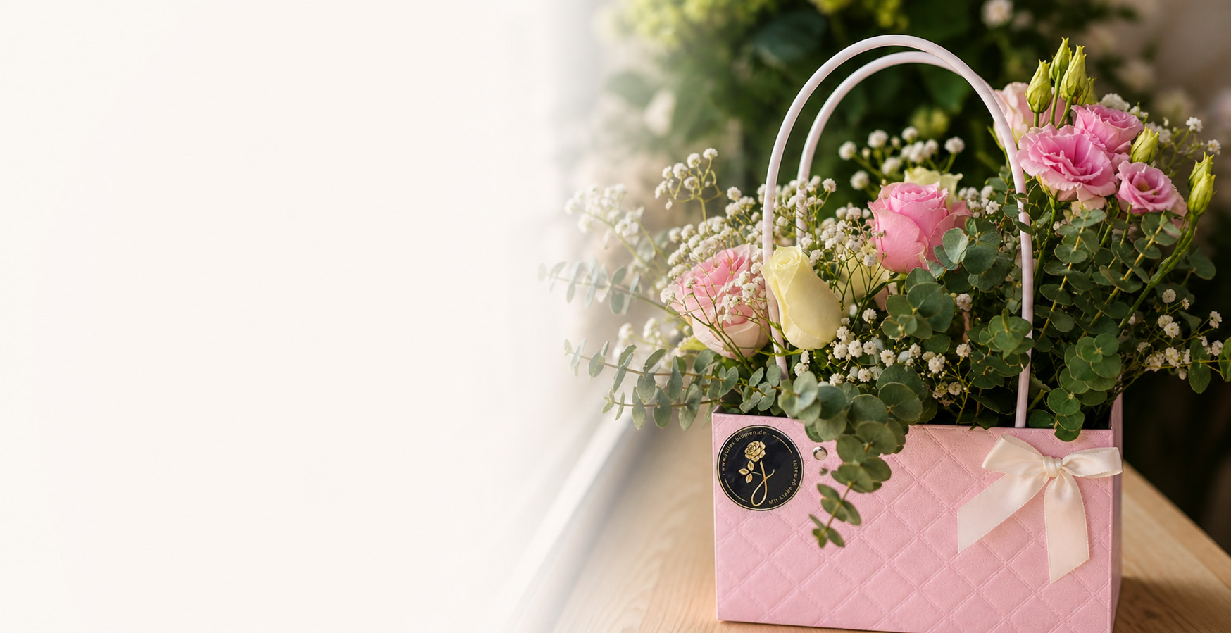 Pinke Blumen Tasche von Julia dekoriert